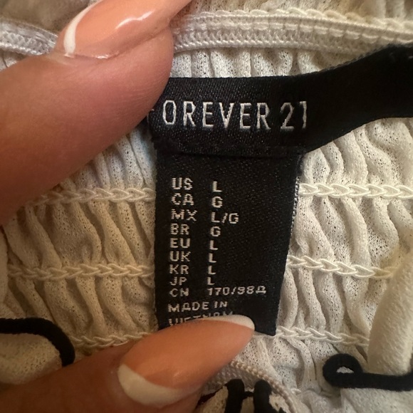 Crop top - Picture 2 of 2